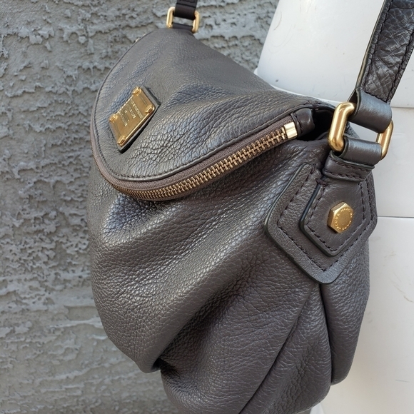 Authentic Marc By Marc Jacobsโ Natasha Q - Picture 2 of 16